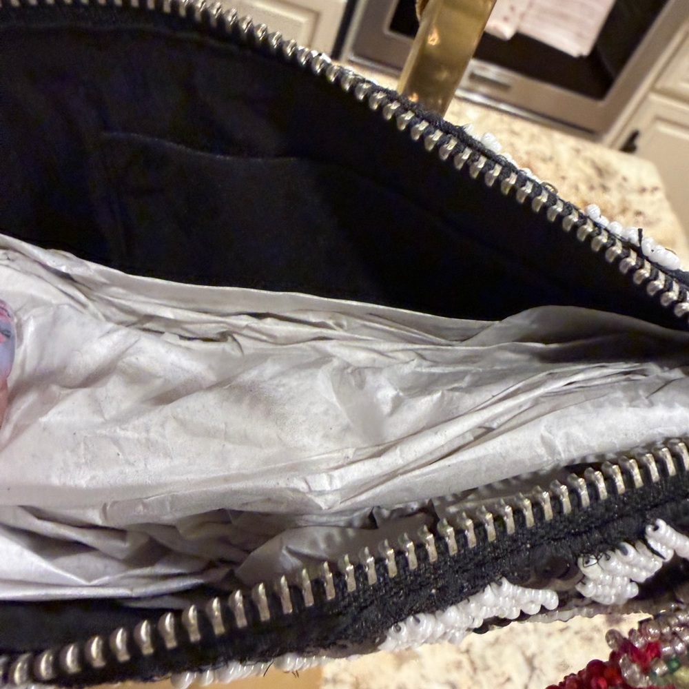 Beaded Black & White Houndstooth Shoulder bag with Red Cherry Embellishments - Picture 6 of 6